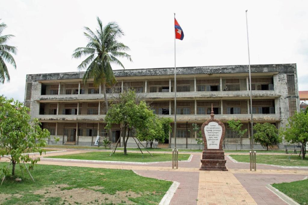 Le President Hotel Phnom Penh Ngoại thất bức ảnh