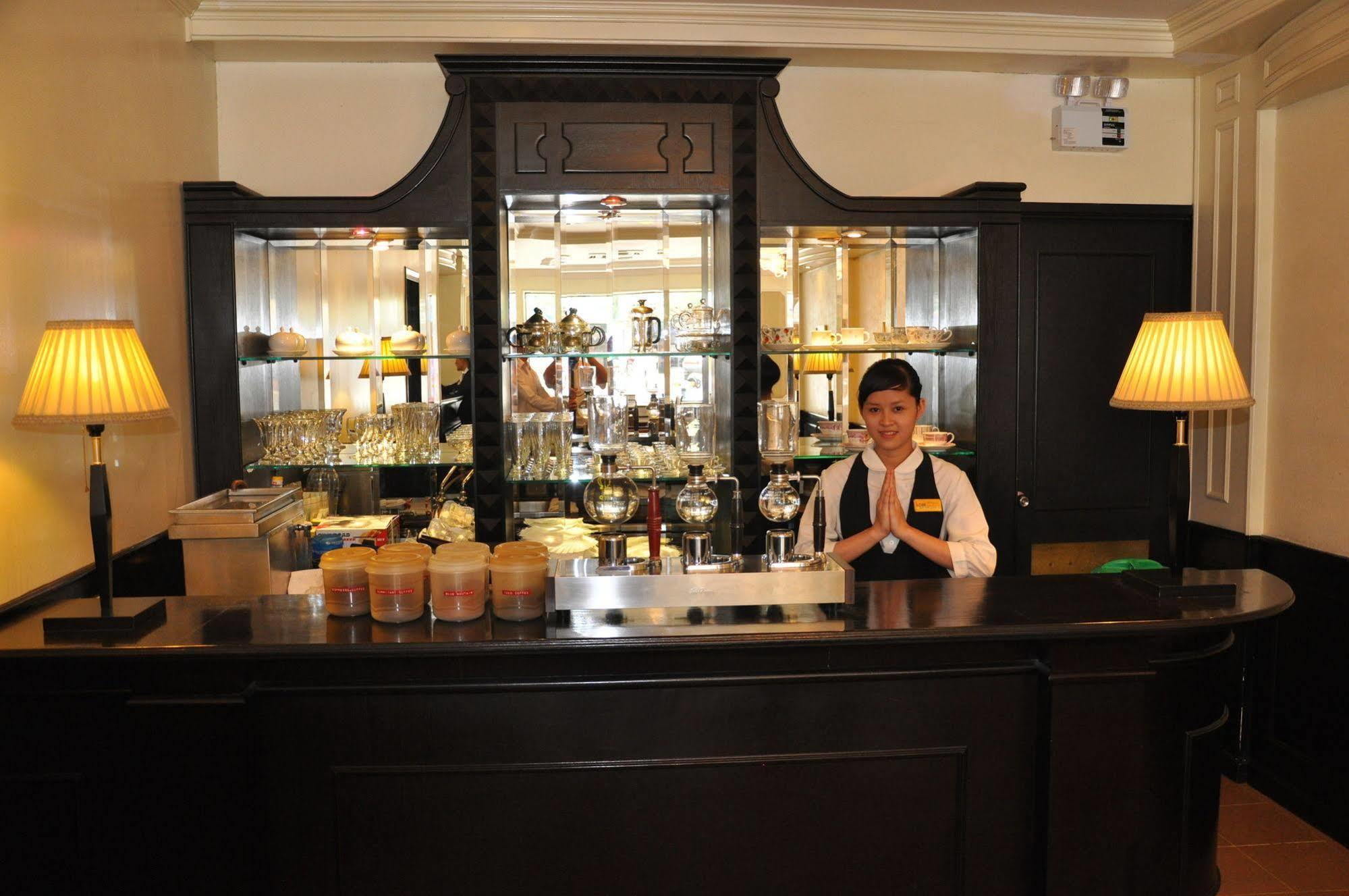 Le President Hotel Phnom Penh Ngoại thất bức ảnh